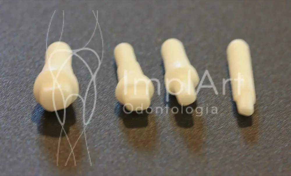 Implantes feitos de zirconia
